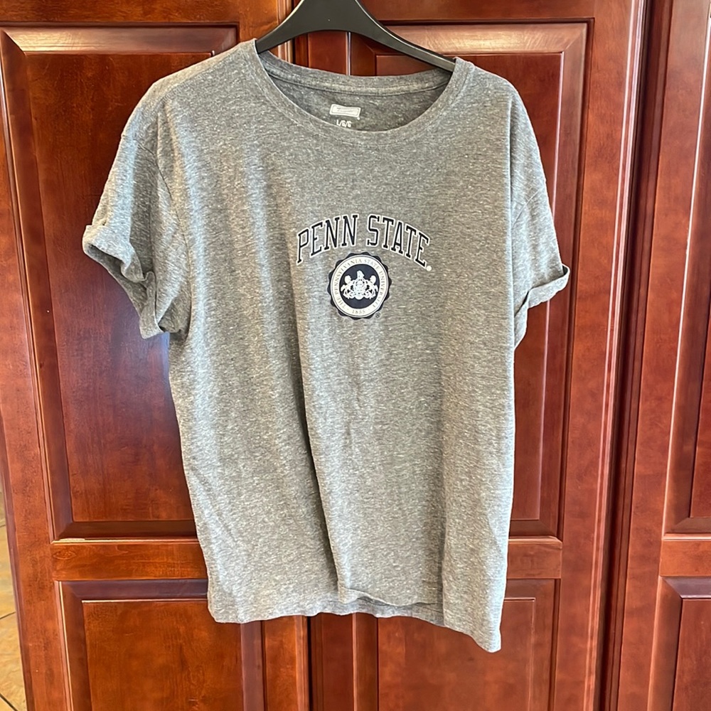 American eagle tailgate Penn state t shirt